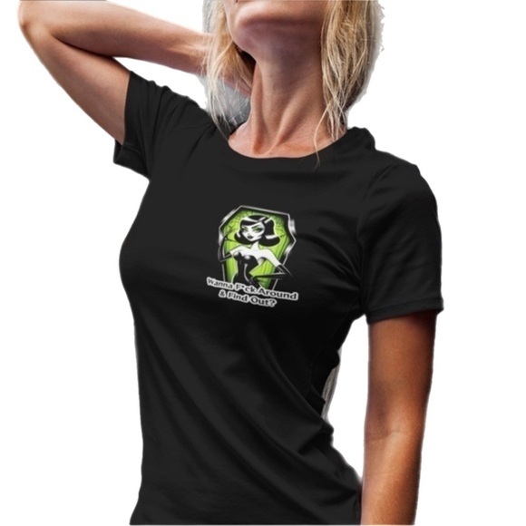 The Blind Medium Tops - The Blind Medium | Black & Green Goth Babe Graphic T Shirt Sleeve Shirt